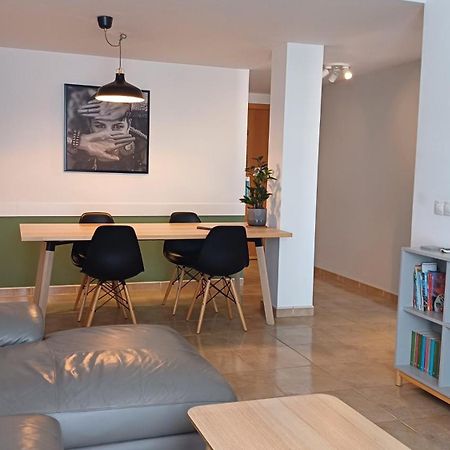 Modern House With 2 Bedrooms Near The Beach Castillo del Romeral Eksteriør bilde