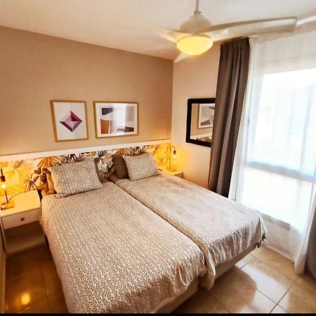 Modern House With 2 Bedrooms Near The Beach Castillo del Romeral Eksteriør bilde